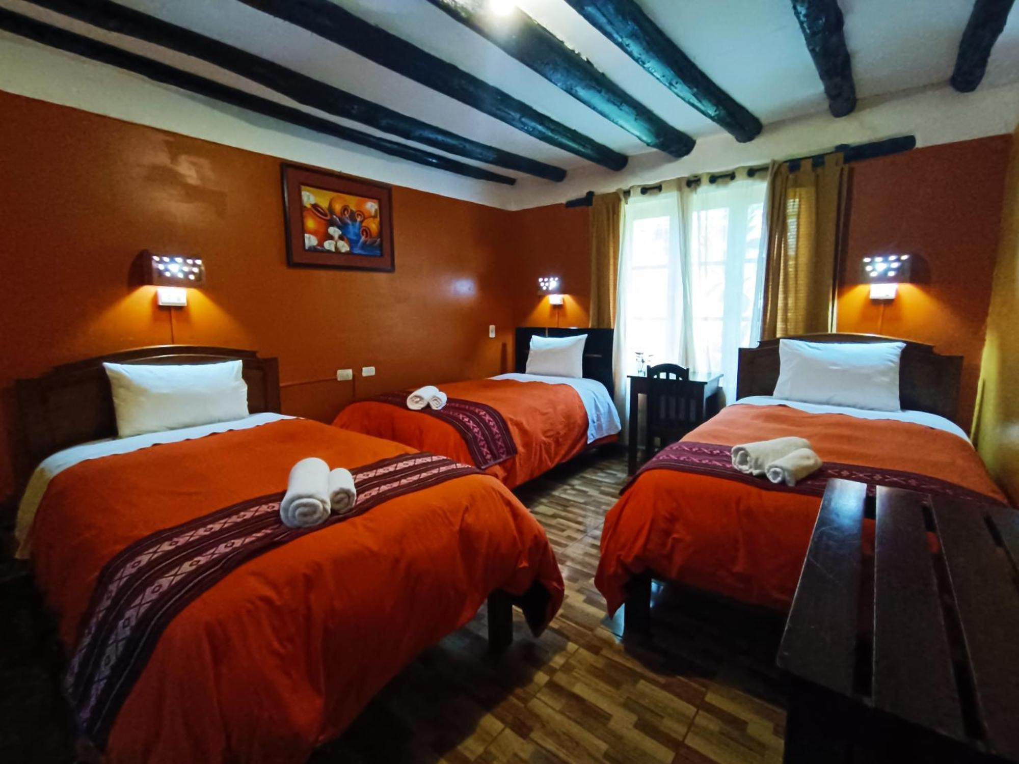 Wayras Hostal Ollantaytambo Eksteriør bilde