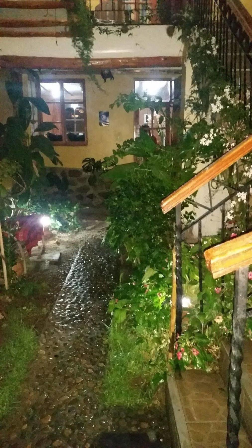 Wayras Hostal Ollantaytambo Eksteriør bilde
